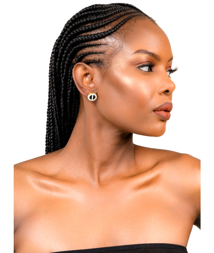 Double half circle round studs 