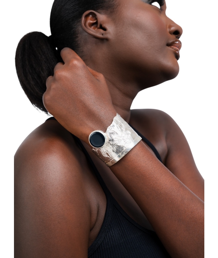 MVAM Cuff