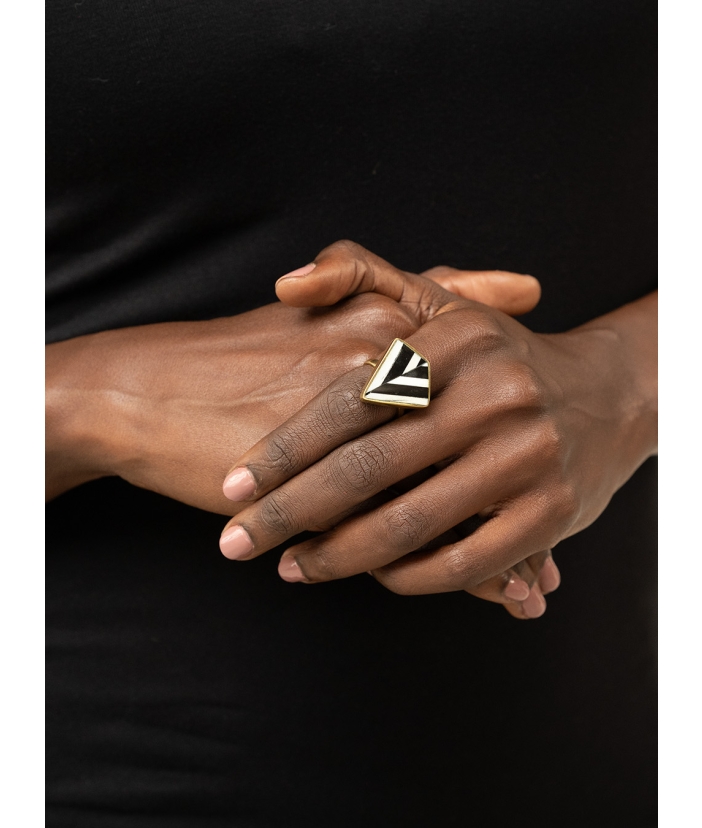 The Arrow Ring (Okumba Ring)